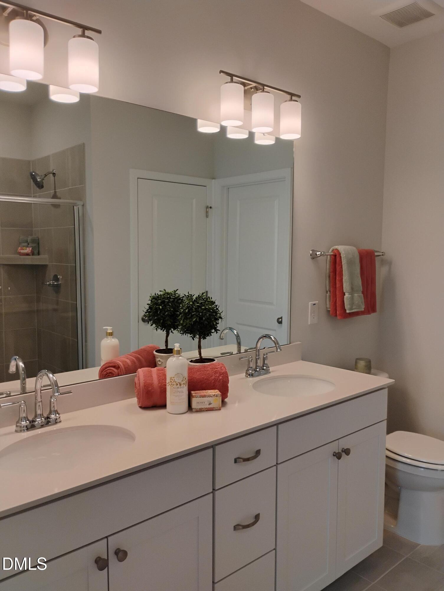 1124 Bell Heather Road Durham, NC 27703 - Photo 17 of 57 IMG_20260411_121200063_HDR