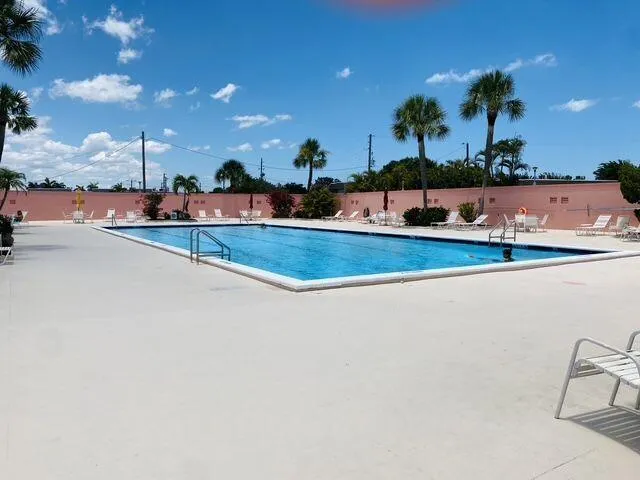 $299,000 | 1351 Bayshore Drive, Unit 105, Fort Pierce, FL 34949