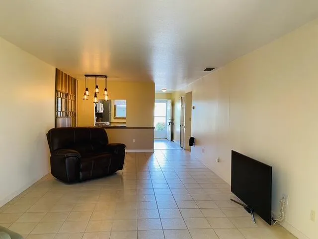 $299,000 | 1351 Bayshore Drive, Unit 105, Fort Pierce, FL 34949