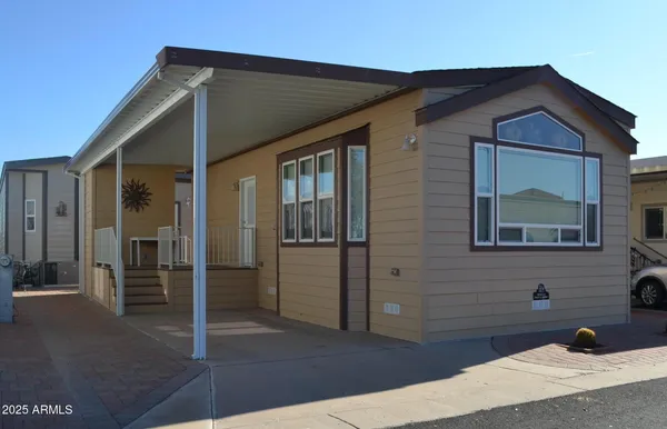 a view of entryway with a front door