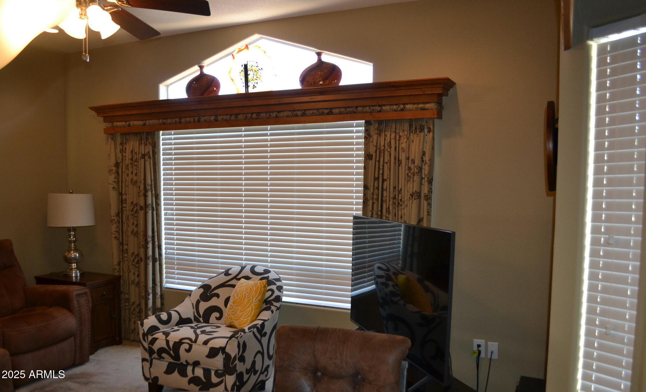 7750 East Broadway Road, Unit 663 Mesa, AZ 85208 - Photo 9 of 14 Living Room Front Window