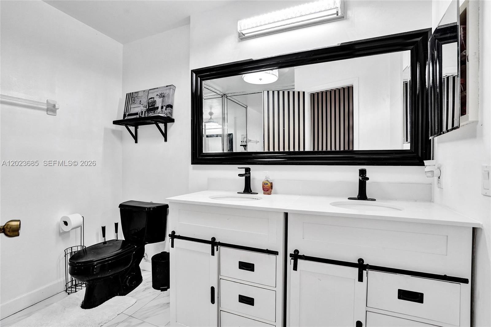 3273 Inverrary Boulevard West Lauderhill, FL 33319 - Photo 16 of 29