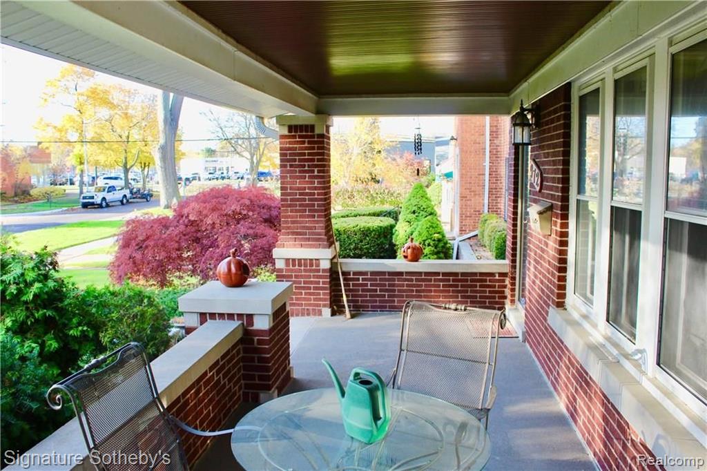 972 Washington Road Grosse Pointe, MI 48230 - Photo 2 of 20