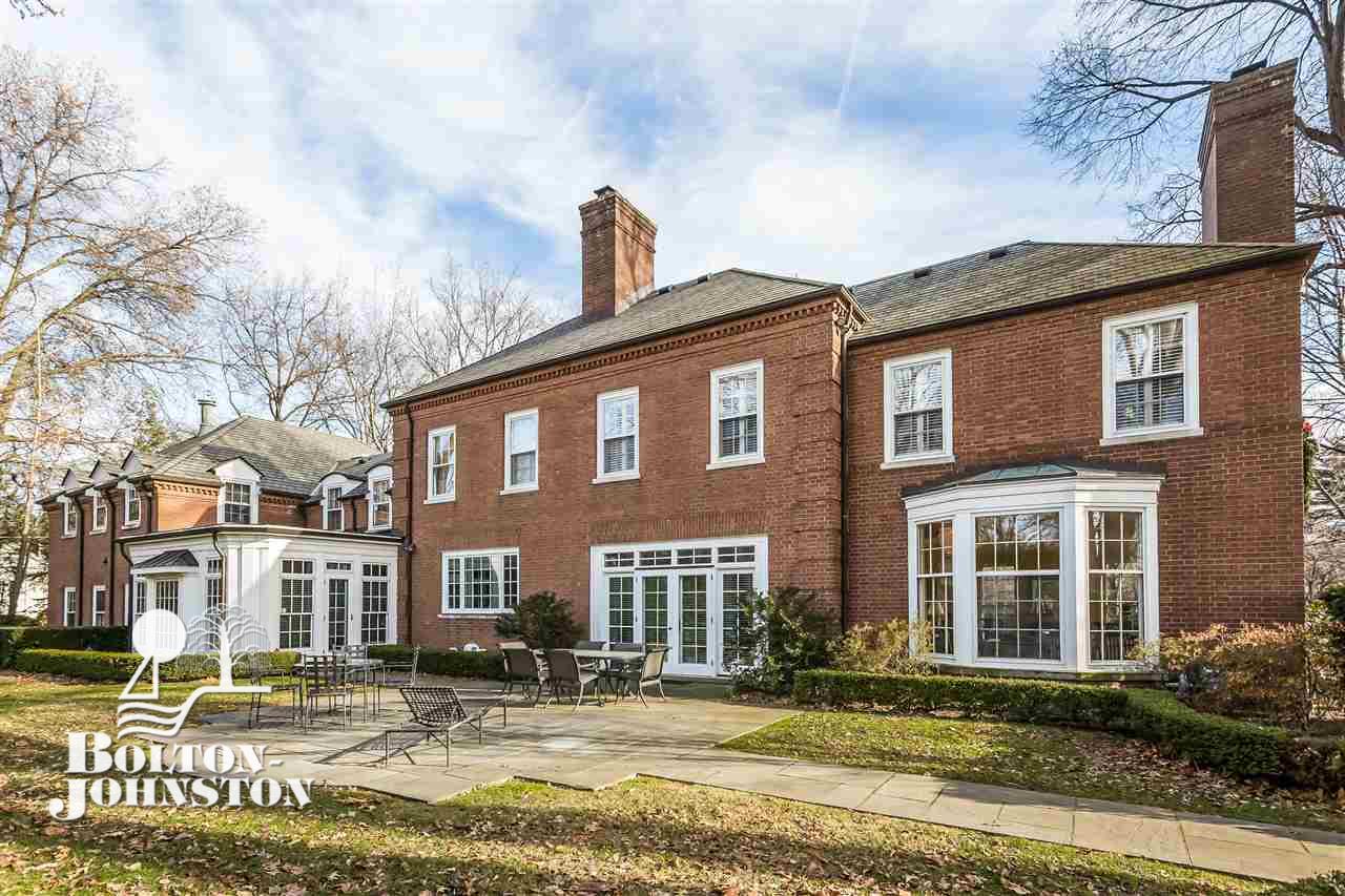 324 Provencal Road Grosse Pointe, MI 48236 - Photo 57 of 65 31336425-56.JPG