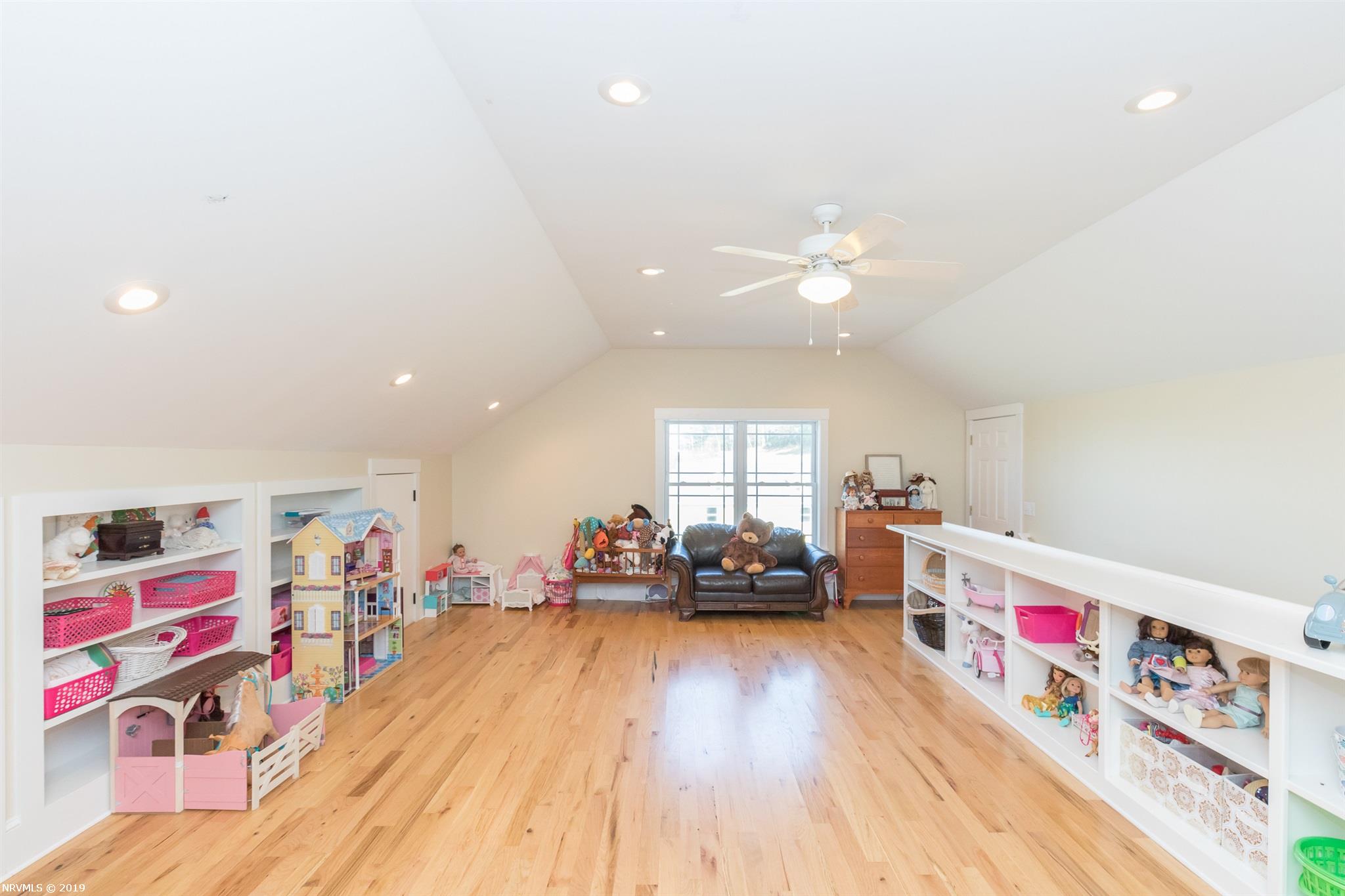 145 Silver Leaf Road Dugspur, VA 24325 - Photo 59 of 121 Gallery Image 59