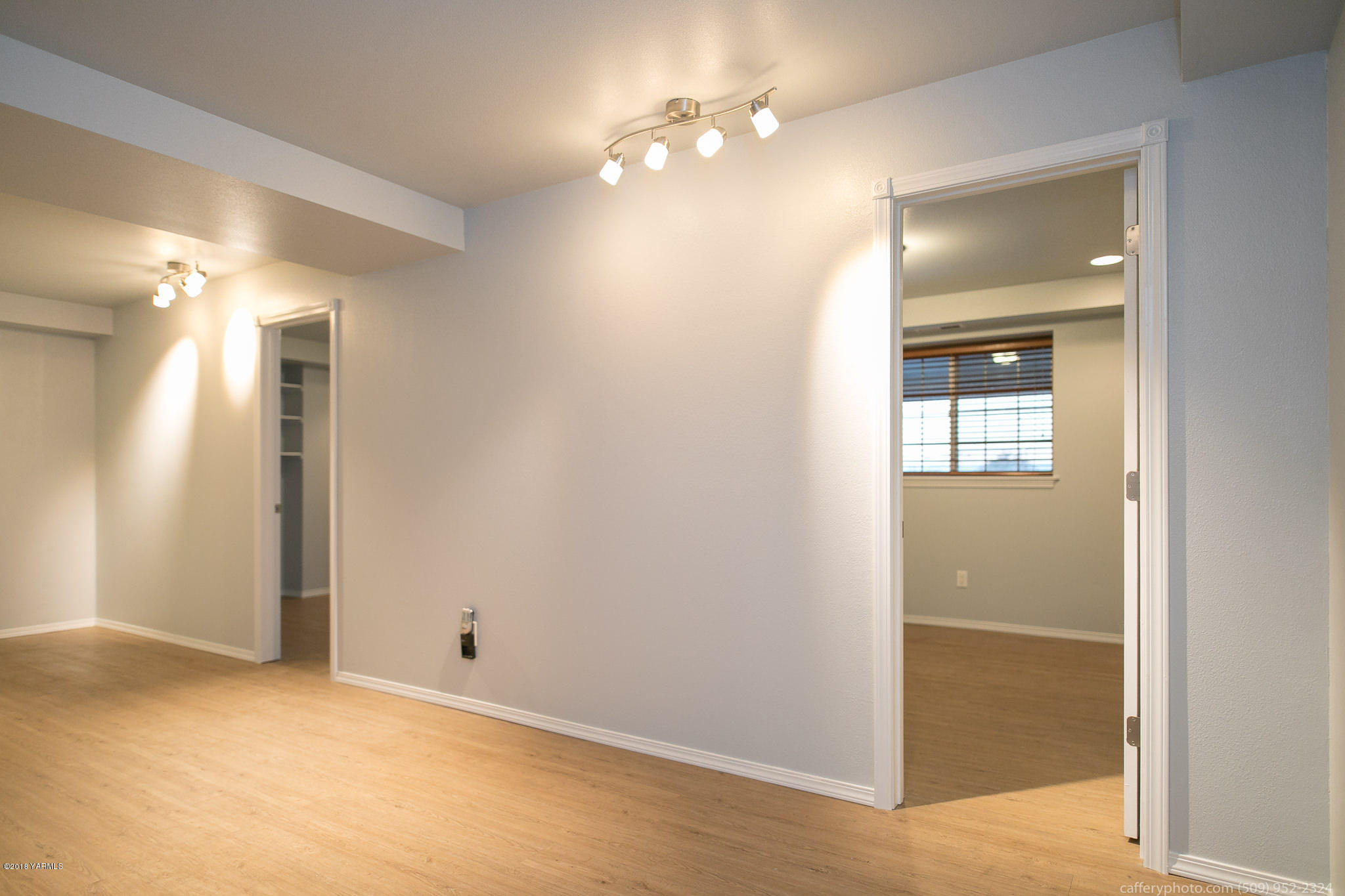 11517 Mieras Road Yakima, WA 98901 - Photo 27 of 57 a view of an empty room with closet and a bathroom