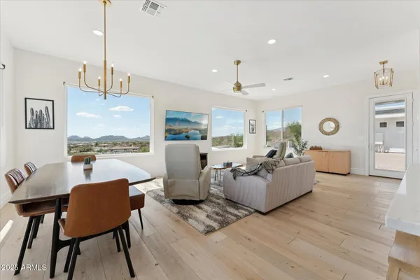 $4,000 | 221 West Jomax Road, Unit 1, Phoenix, AZ 85085