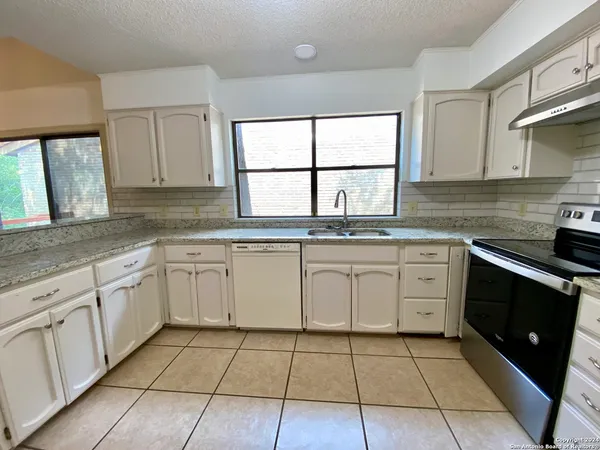 $2,495 | 11804 Mission Trace Street, San Antonio, TX 78230