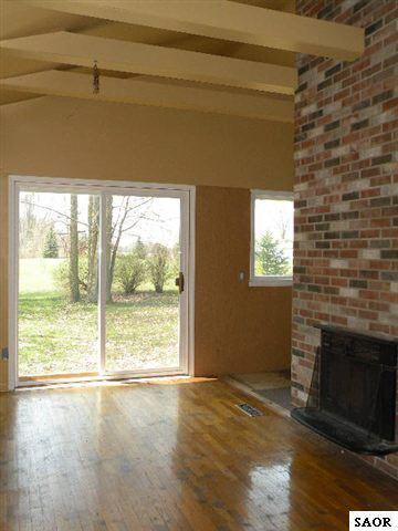 12447 Sharon Road Oakley, MI 48649 - Photo 4 of 7 41540-3.JPG