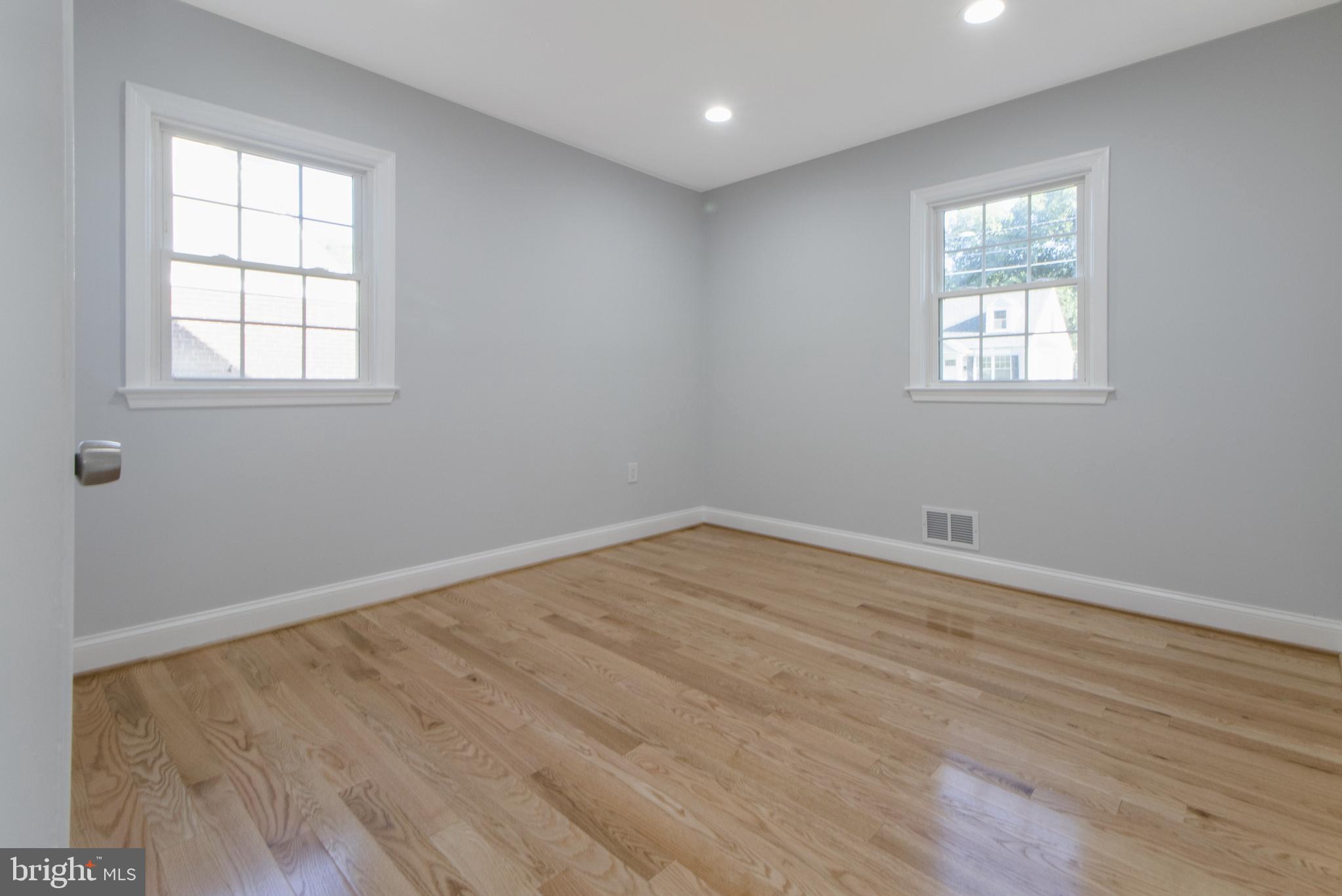 1514 Gridley Lane Silver Spring, MD 20902 - Photo 11 of 43 Gallery Image 11