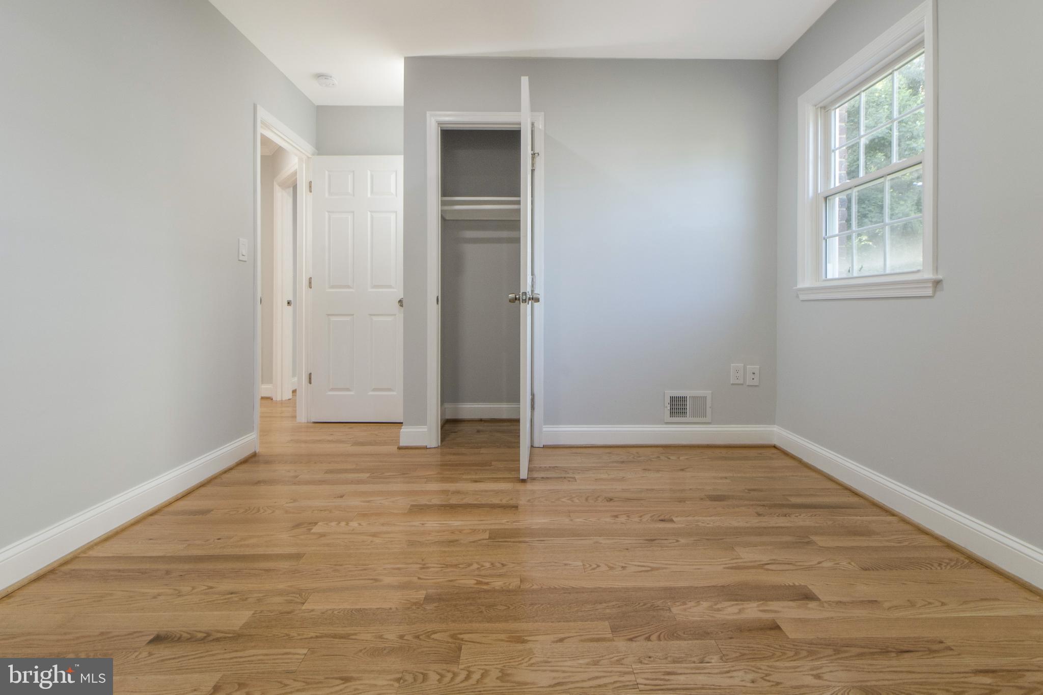 1514 Gridley Lane Silver Spring, MD 20902 - Photo 12 of 43 Gallery Image 12