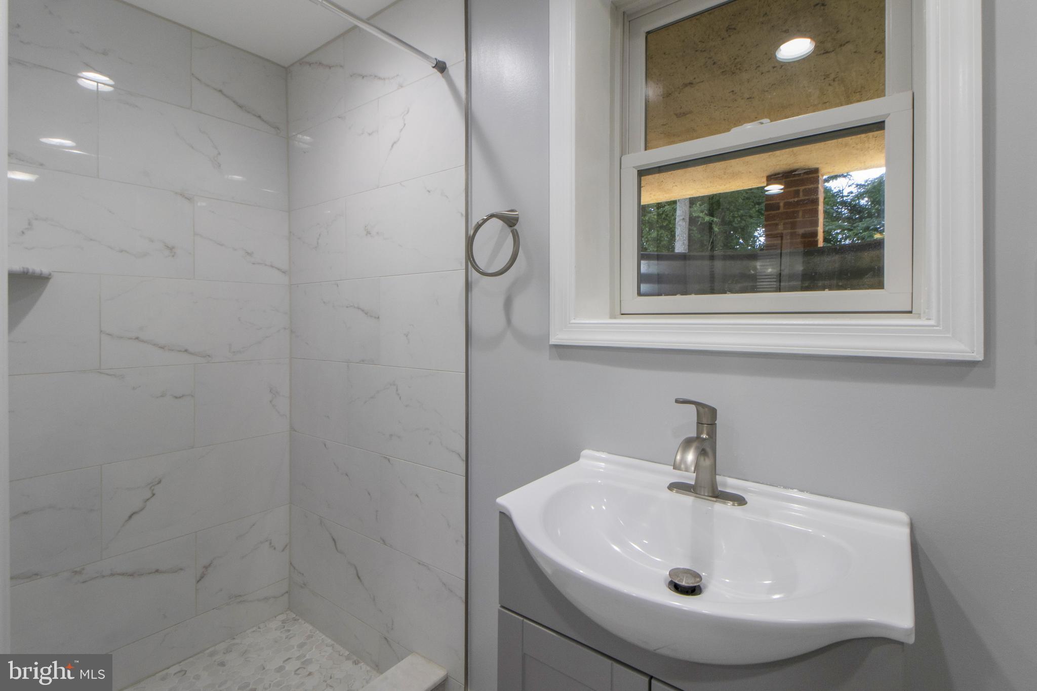 1514 Gridley Lane Silver Spring, MD 20902 - Photo 31 of 43 Gallery Image 31