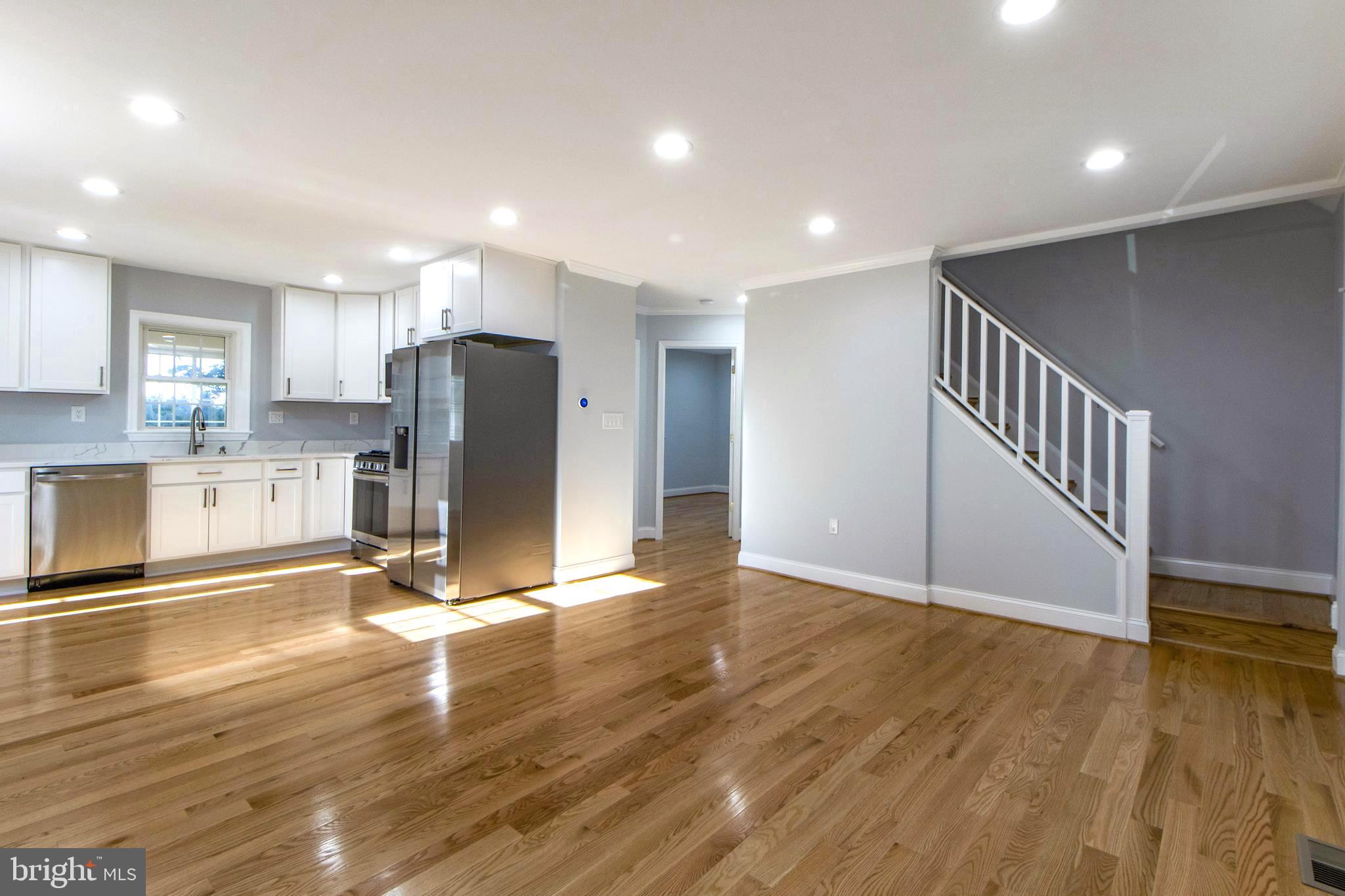 1514 Gridley Lane Silver Spring, MD 20902 - Photo 5 of 43 Gallery Image 5