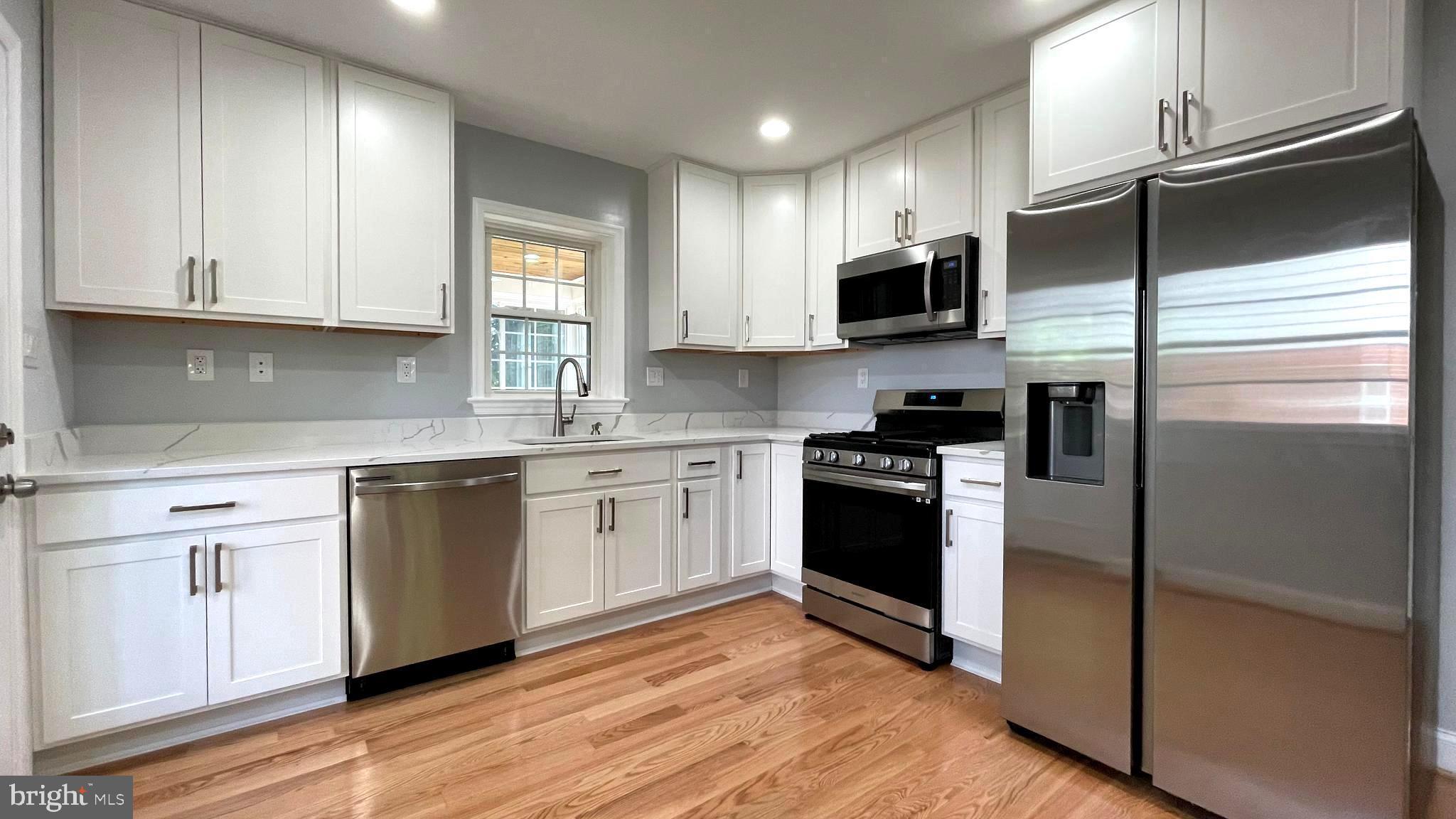 1514 Gridley Lane Silver Spring, MD 20902 - Photo 6 of 43 Gallery Image 6