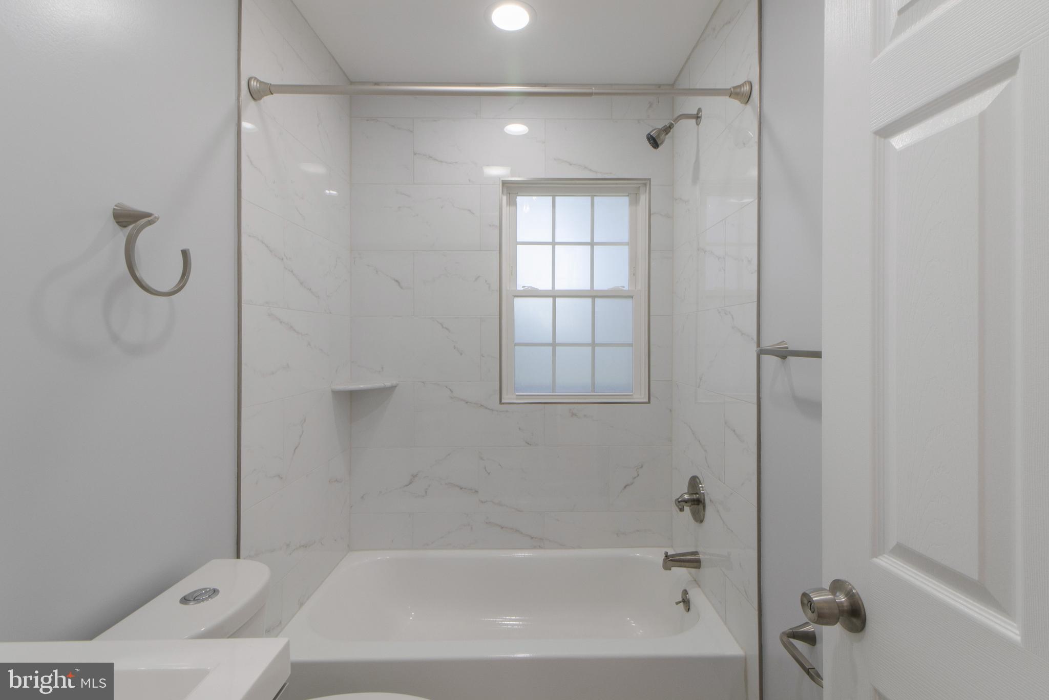 1514 Gridley Lane Silver Spring, MD 20902 - Photo 8 of 43 Gallery Image 8