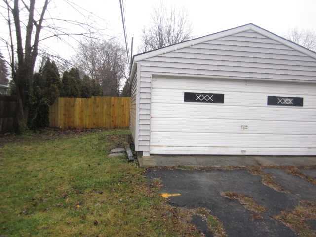 635 South Ashburton Road Columbus, OH 43213 - Photo 8 of 10