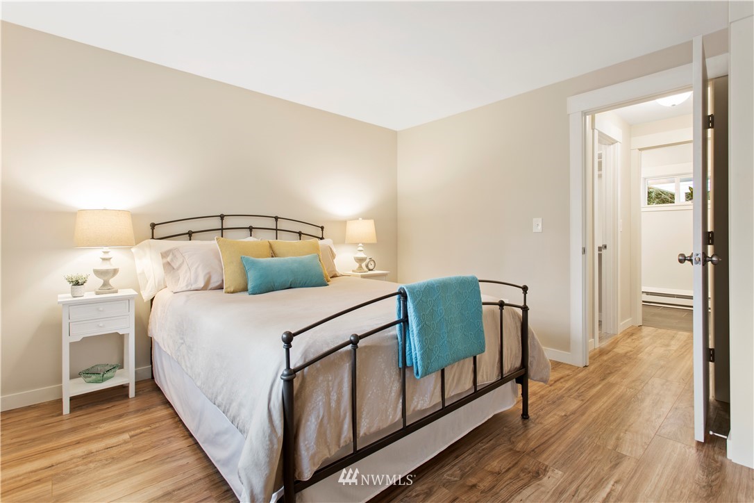 4607 Southeast 4th Place Renton, WA 98059 - Photo 11 of 25