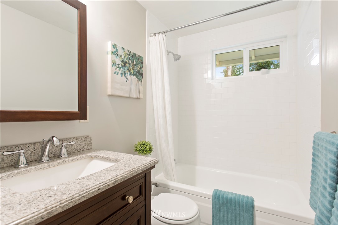 4607 Southeast 4th Place Renton, WA 98059 - Photo 19 of 25