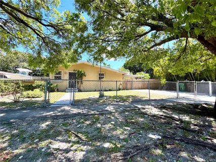 $595,000 | 1310 West 31st Street, Hialeah, FL 33012