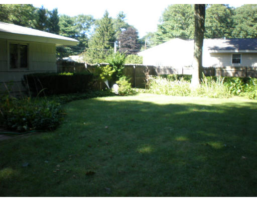 30 Old Stage Road Chelmsford, MA 01824 - Photo 3 of 13 Gallery Image 3