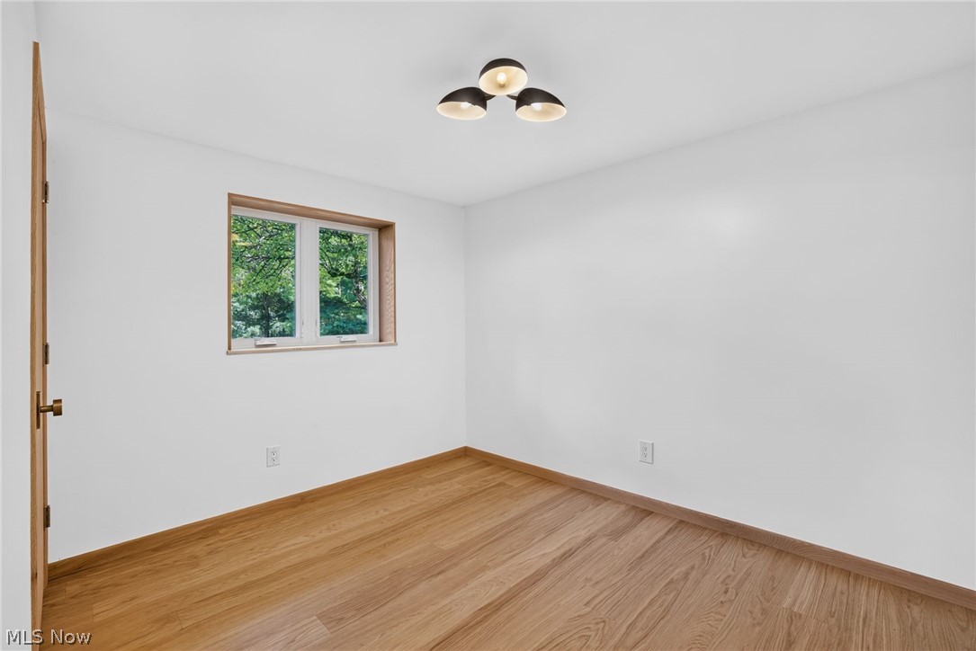 3866 Woodthrush Road Akron, OH 44333 - Photo 33 of 43