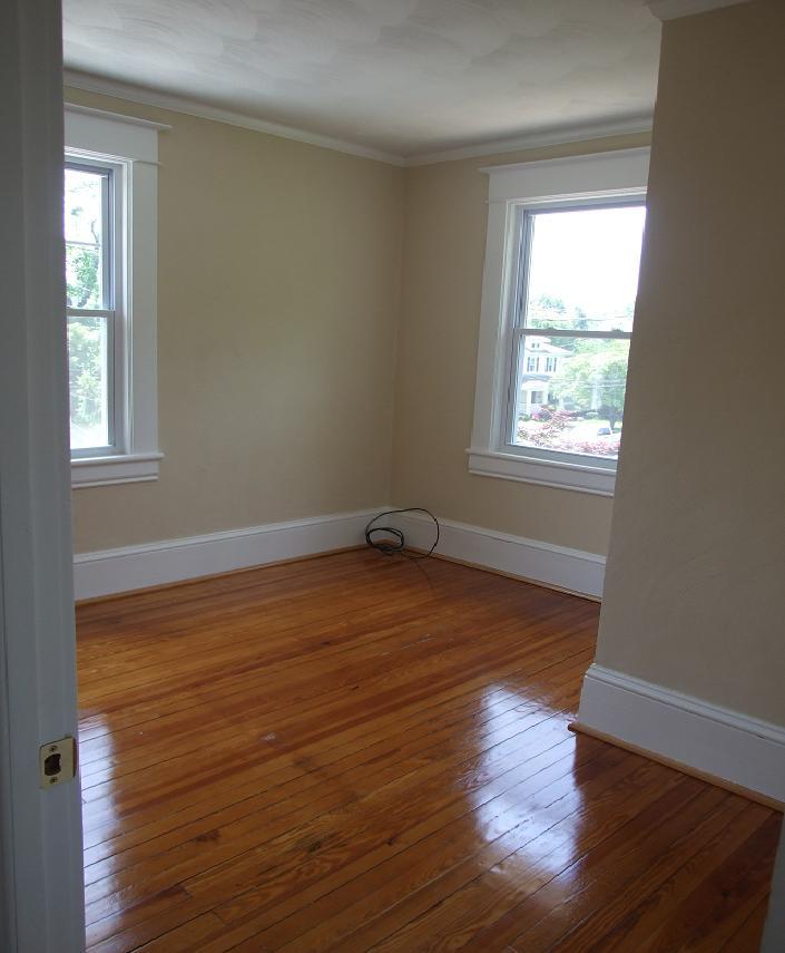 2433 Montvale Road Southwest Roanoke, VA 24015 - Photo 13 of 16 2433 bedroom 3