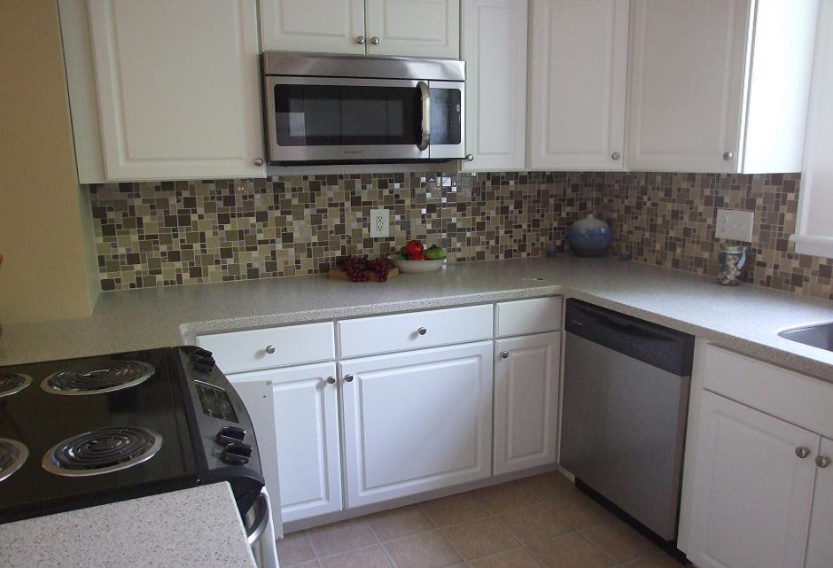 2433 Montvale Road Southwest Roanoke, VA 24015 - Photo 5 of 16 2433 MONTVALE KITCHEN 2