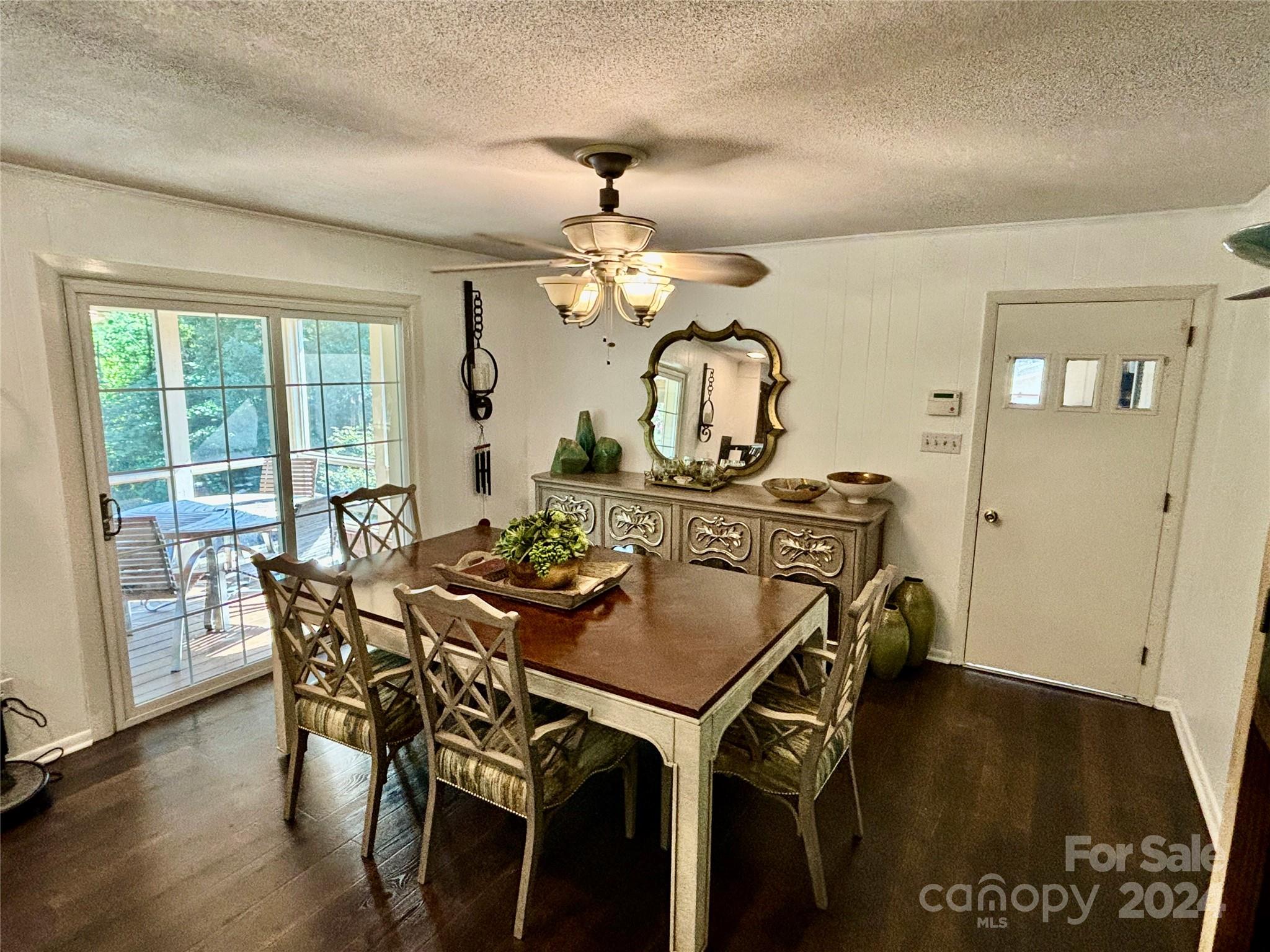 347 Skyline Road Hickory, NC 28601 - Photo 12 of 35 Gallery Image 12