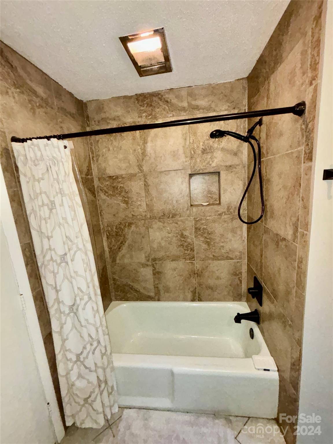 347 Skyline Road Hickory, NC 28601 - Photo 21 of 35 Gallery Image 21