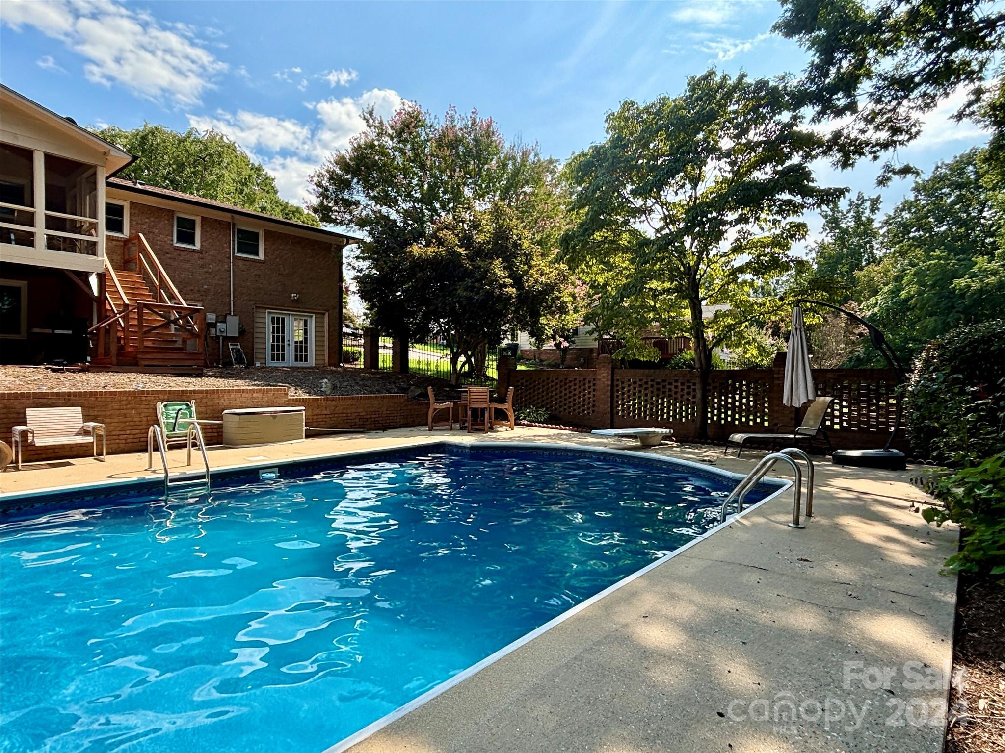 347 Skyline Road Hickory, NC 28601 - Photo 6 of 35 Gallery Image 6