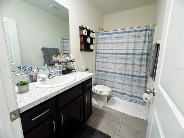 $2,000 | 2922 Boxwood Grove Row, Wesley Chapel, FL 33543