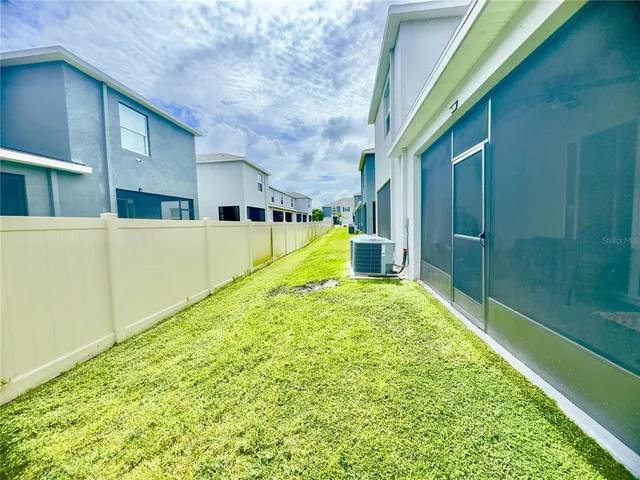 $2,000 | 2922 Boxwood Grove Row, Wesley Chapel, FL 33543