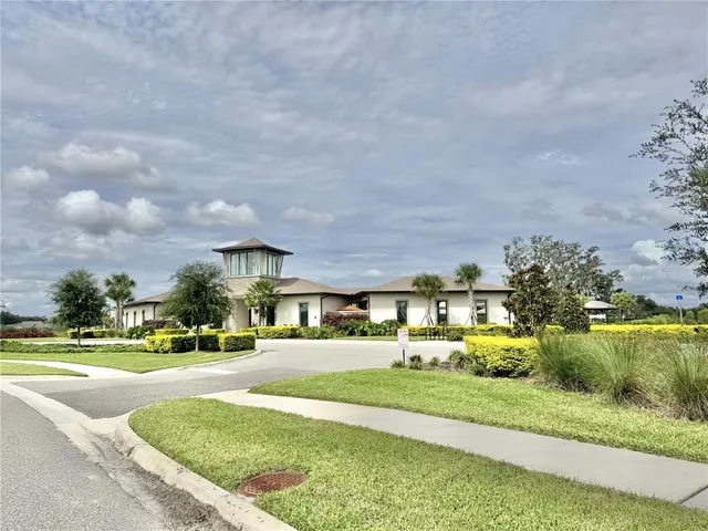 $2,000 | 2922 Boxwood Grove Row, Wesley Chapel, FL 33543