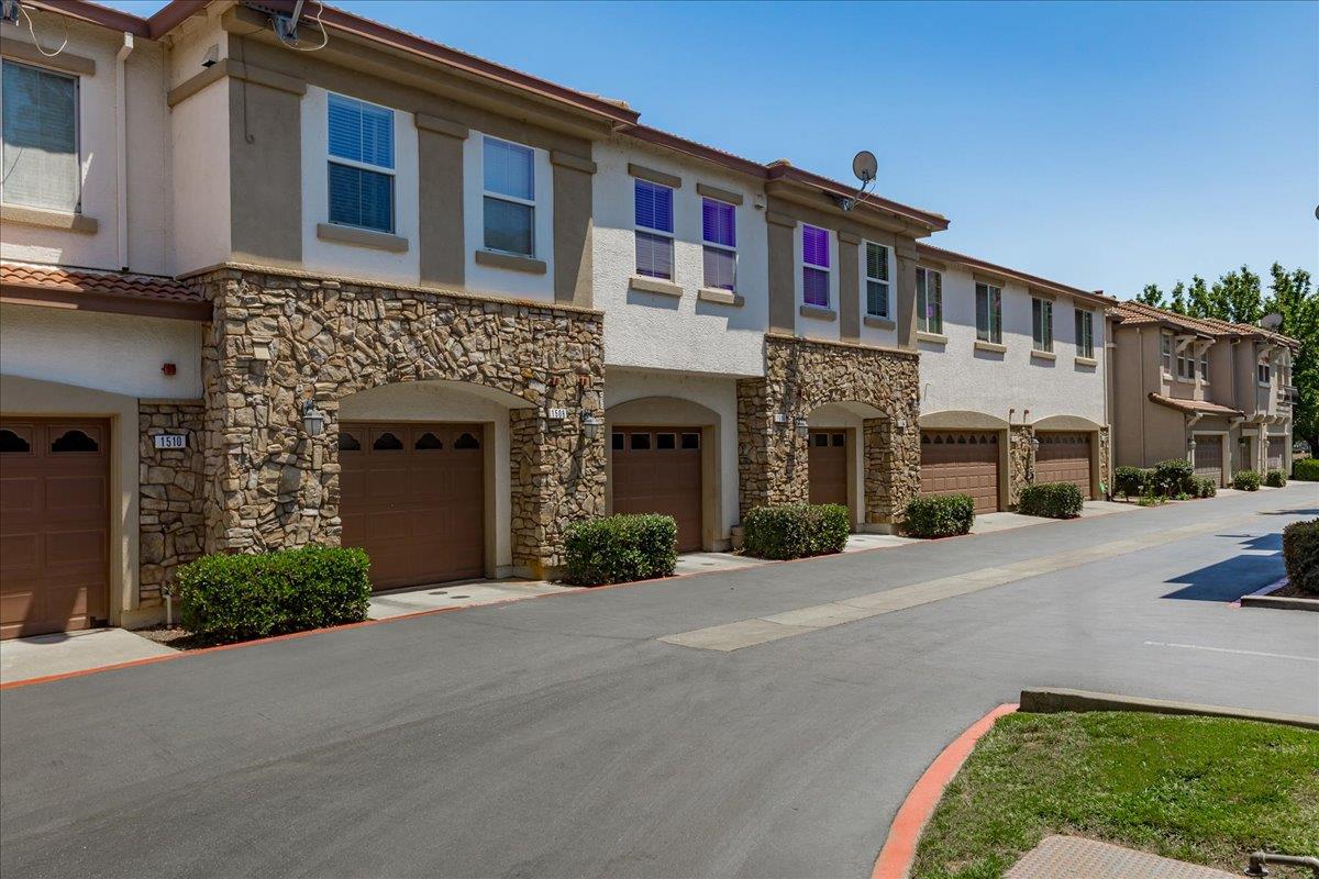 1506 Hudson Circle Lincoln, CA 95648 - Photo 3 of 37