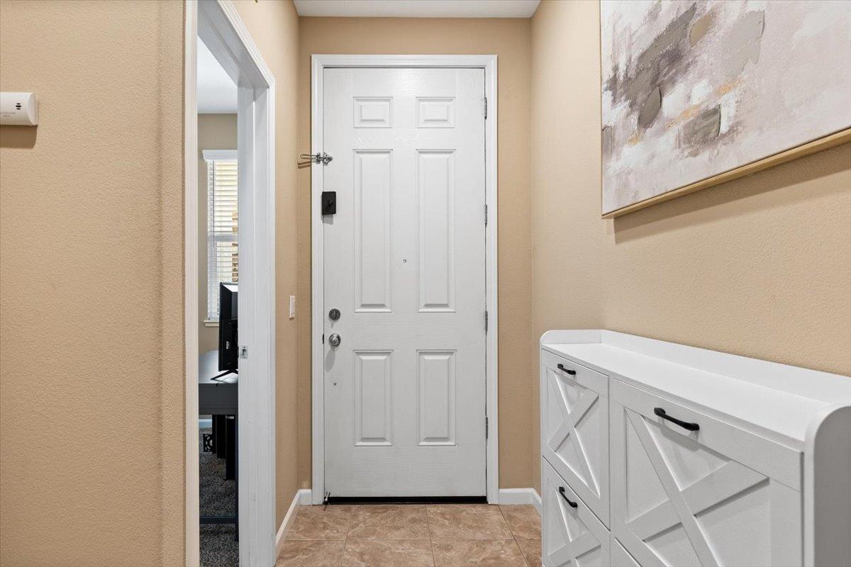 1506 Hudson Circle Lincoln, CA 95648 - Photo 5 of 37