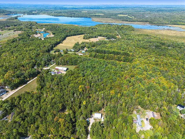 $80,000 | 68 Old Farm Road, Plymouth, ME 04969