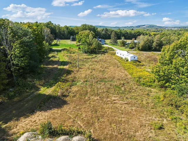 $80,000 | 68 Old Farm Road, Plymouth, ME 04969