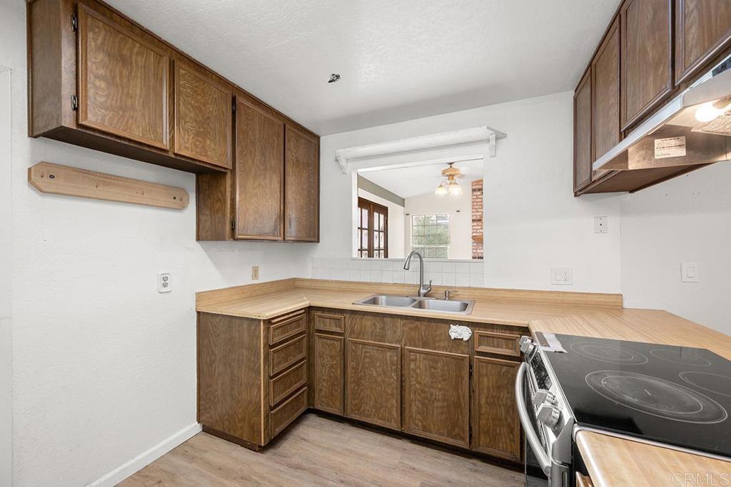 534 Ramona Avenue Spring Valley, CA 91977 - Photo 11 of 49