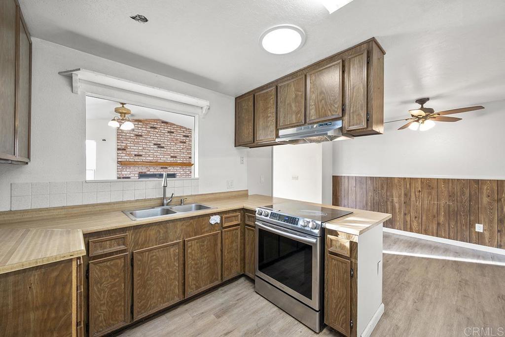 534 Ramona Avenue Spring Valley, CA 91977 - Photo 10 of 49