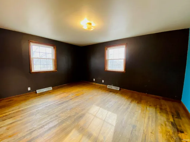 $80,000 | 600 Bluff Street, Winslow, IN 47598