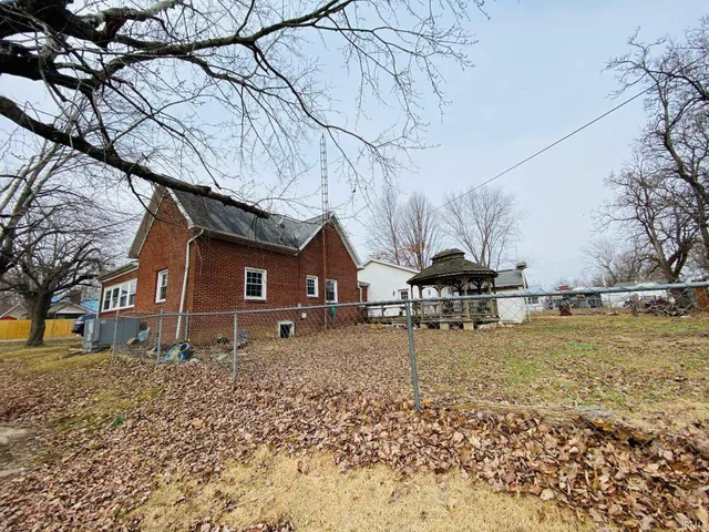 $80,000 | 600 Bluff Street, Winslow, IN 47598