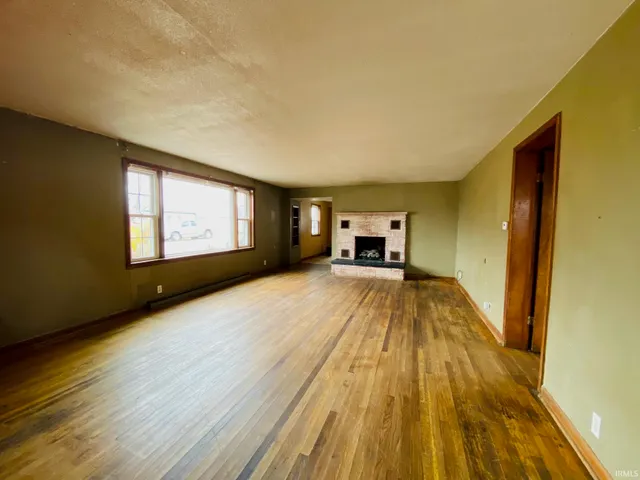 $80,000 | 600 Bluff Street, Winslow, IN 47598