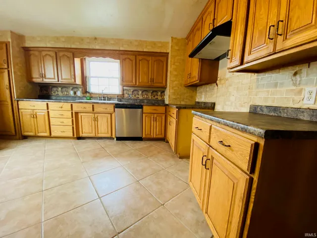 $80,000 | 600 Bluff Street, Winslow, IN 47598