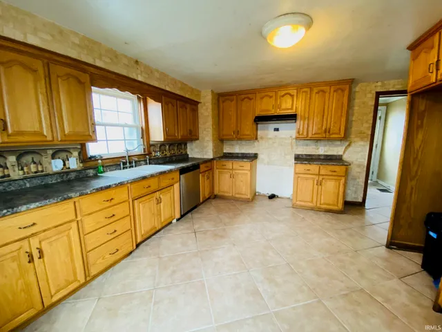 $80,000 | 600 Bluff Street, Winslow, IN 47598