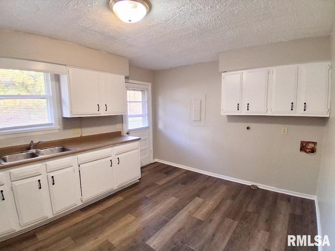 5812 West Farmington Road, Unit A Peoria, IL 61604 - Photo 10 of 10