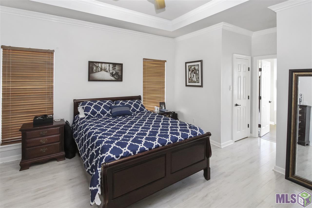 17841 Lake Azalea Drive Baton Rouge, LA 70817 - Photo 5 of 18