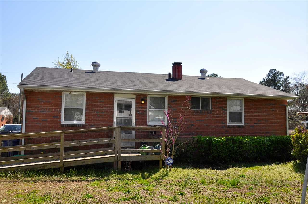 819 Hadley Road Raleigh, NC 27610 - Photo 4 of 20 Photo 4