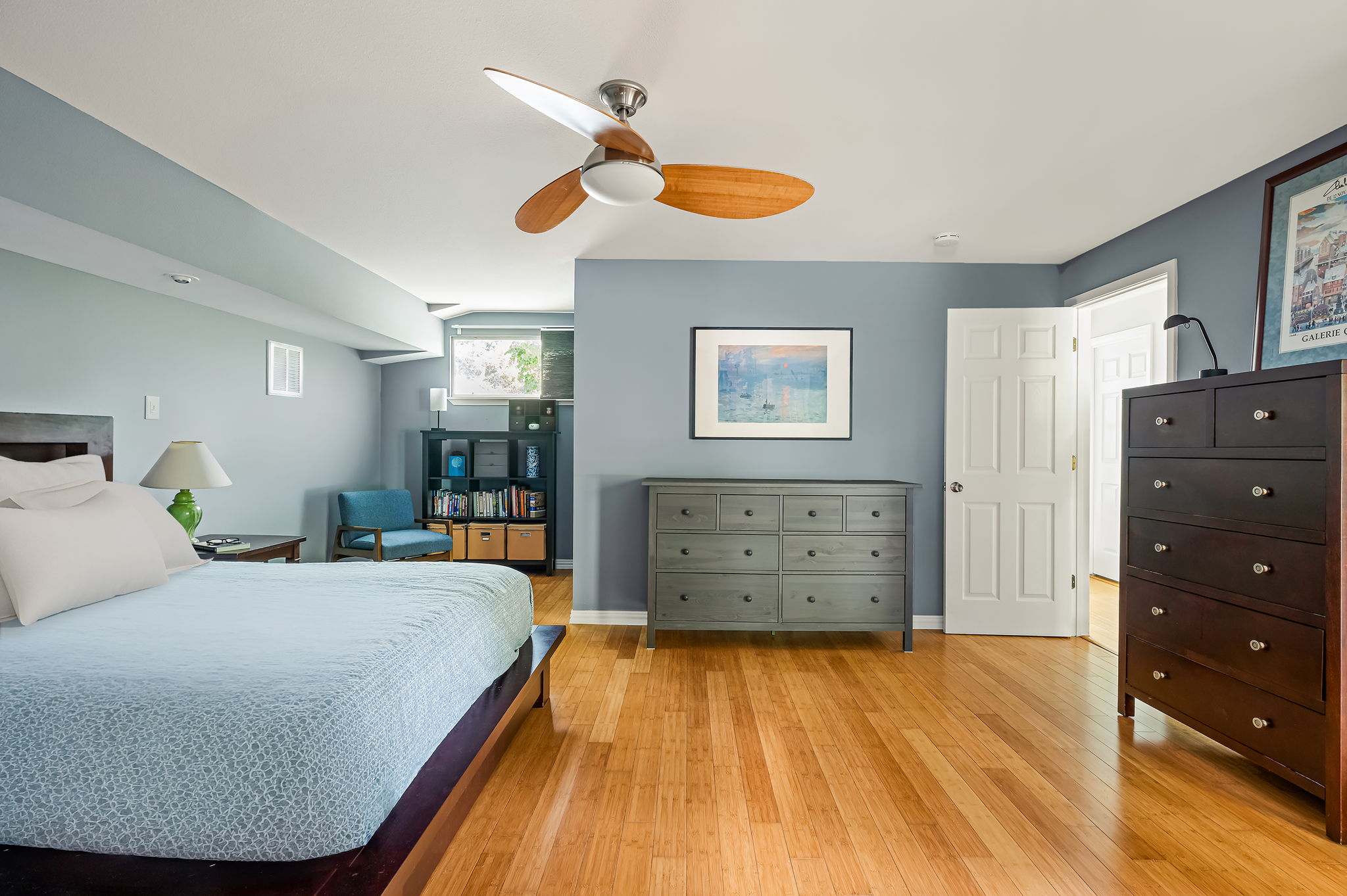 2202 Garden Street Austin, TX 78702 - Photo 20 of 37 A unit upstairs primary bedroom