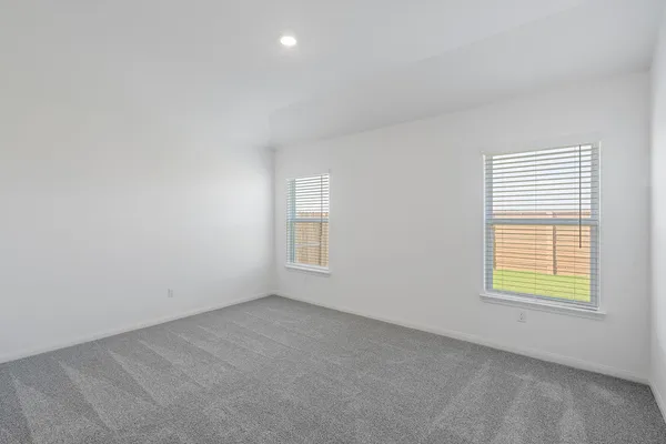 $2,160 | 128 Paria Court, Jarrell, TX 76537