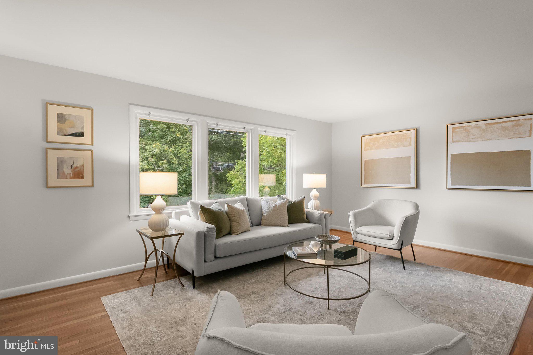 8212 Hawthorne Road Bethesda, MD 20817 - Photo 9 of 67 Living Room